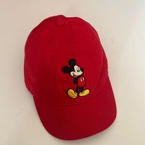 Gap Disney beisball hat todlers Size s